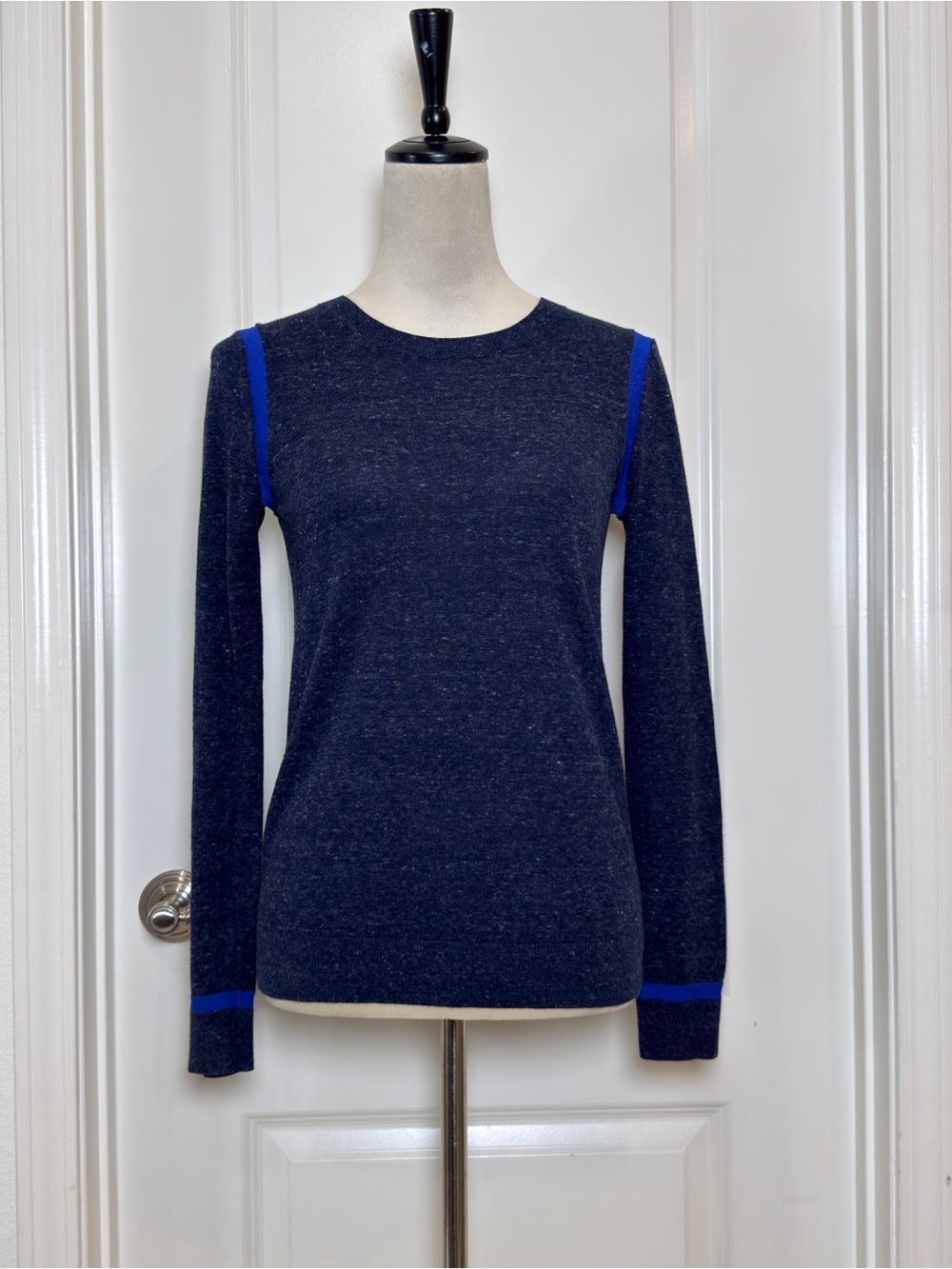GAP Navy Crewneck Sweater with Bright Blue Trim NWT